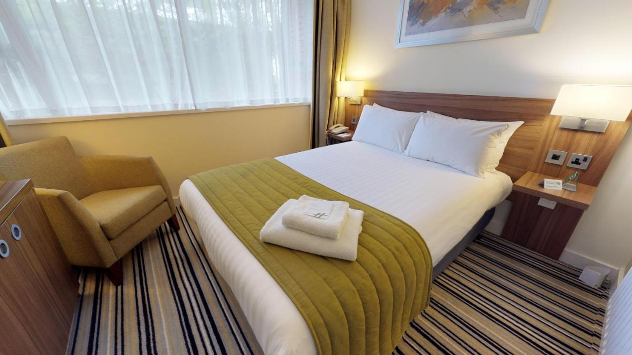 Holiday Inn Runcorn M56 Junction 12 By Ihg Eksteriør bilde