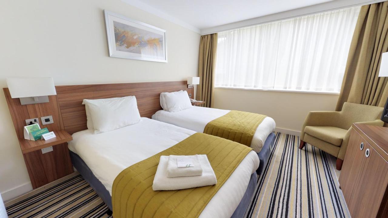 Holiday Inn Runcorn M56 Junction 12 By Ihg Eksteriør bilde