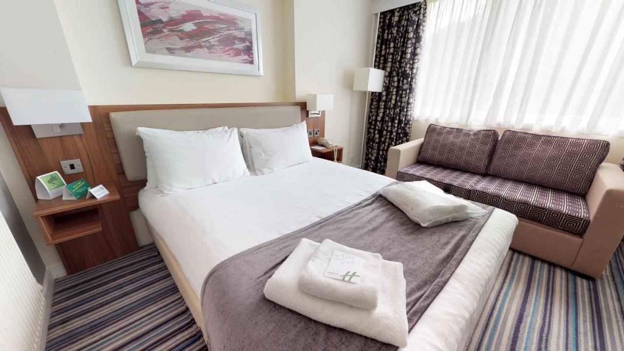 Holiday Inn Runcorn M56 Junction 12 By Ihg Eksteriør bilde