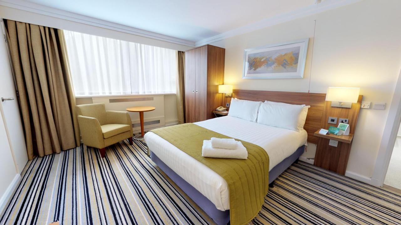 Holiday Inn Runcorn M56 Junction 12 By Ihg Eksteriør bilde