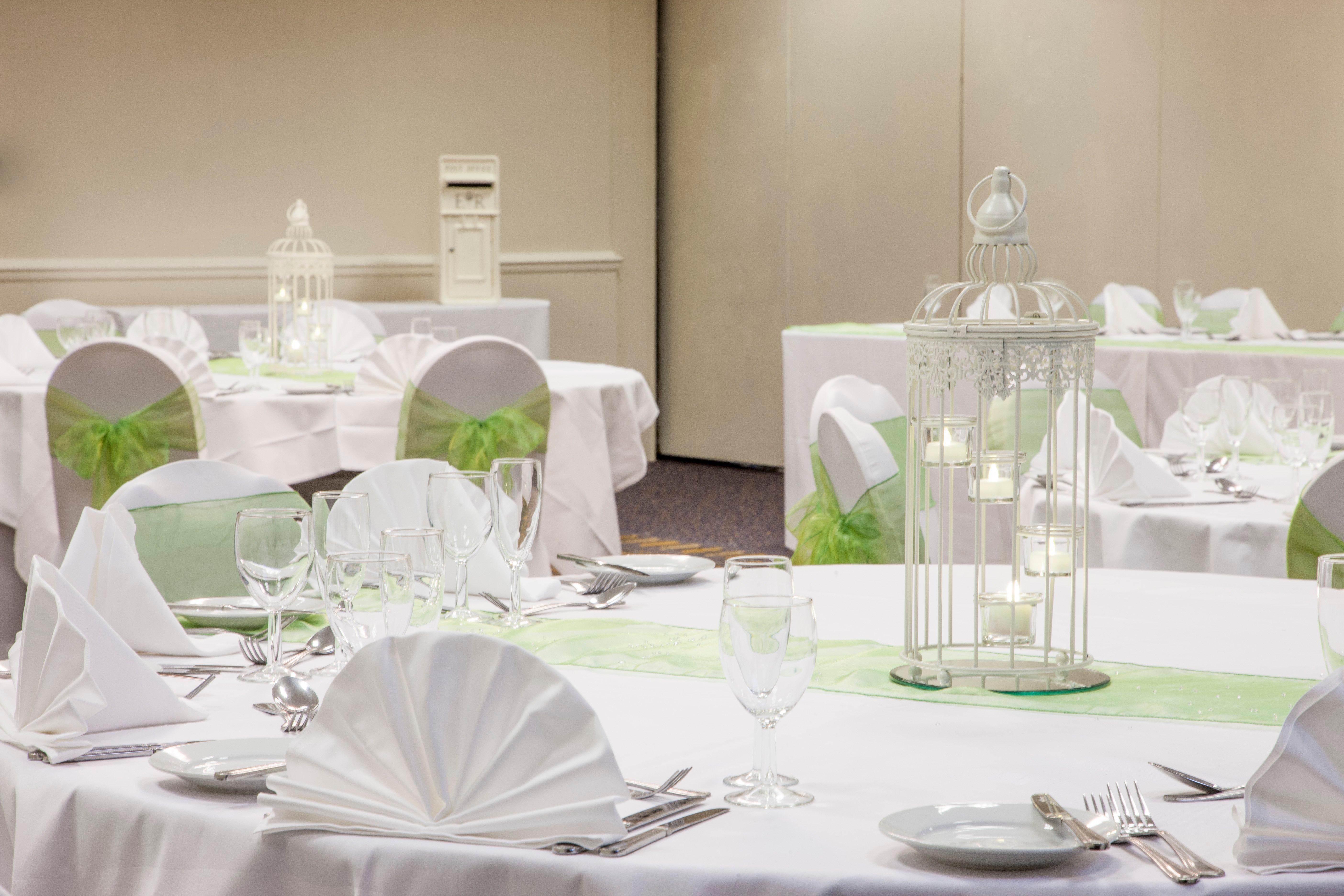 Holiday Inn Runcorn M56 Junction 12 By Ihg Eksteriør bilde
