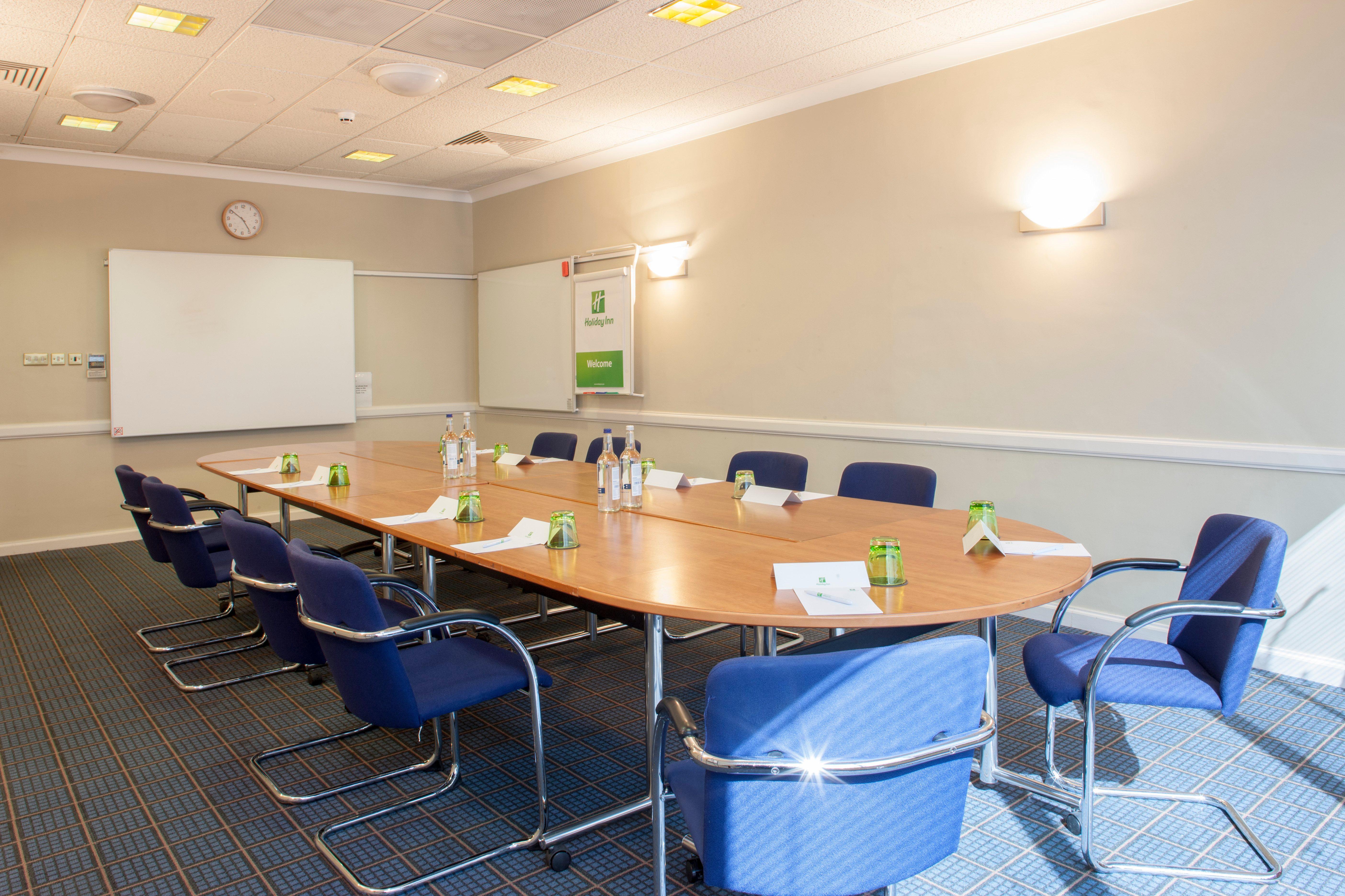 Holiday Inn Runcorn M56 Junction 12 By Ihg Eksteriør bilde