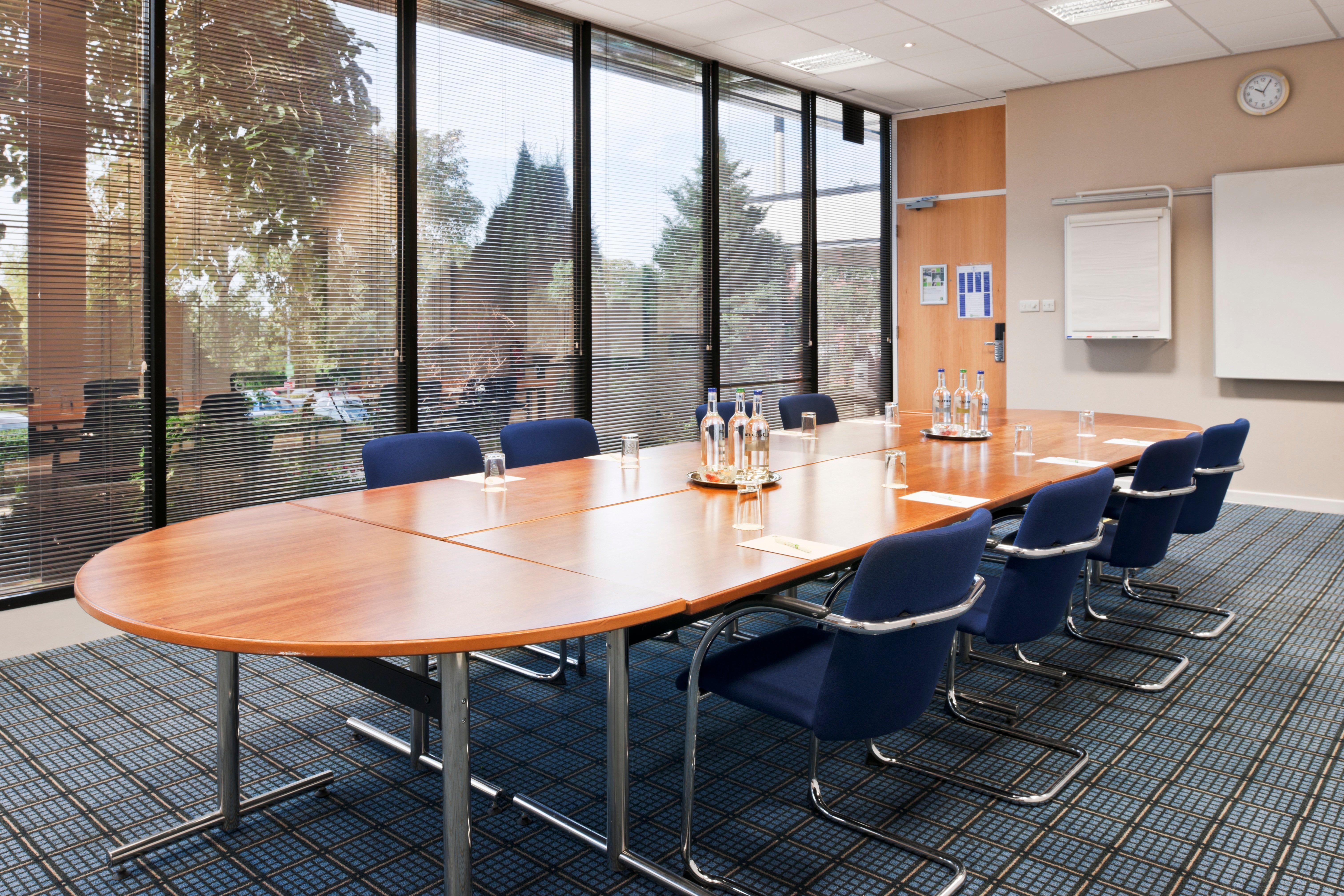 Holiday Inn Runcorn M56 Junction 12 By Ihg Eksteriør bilde