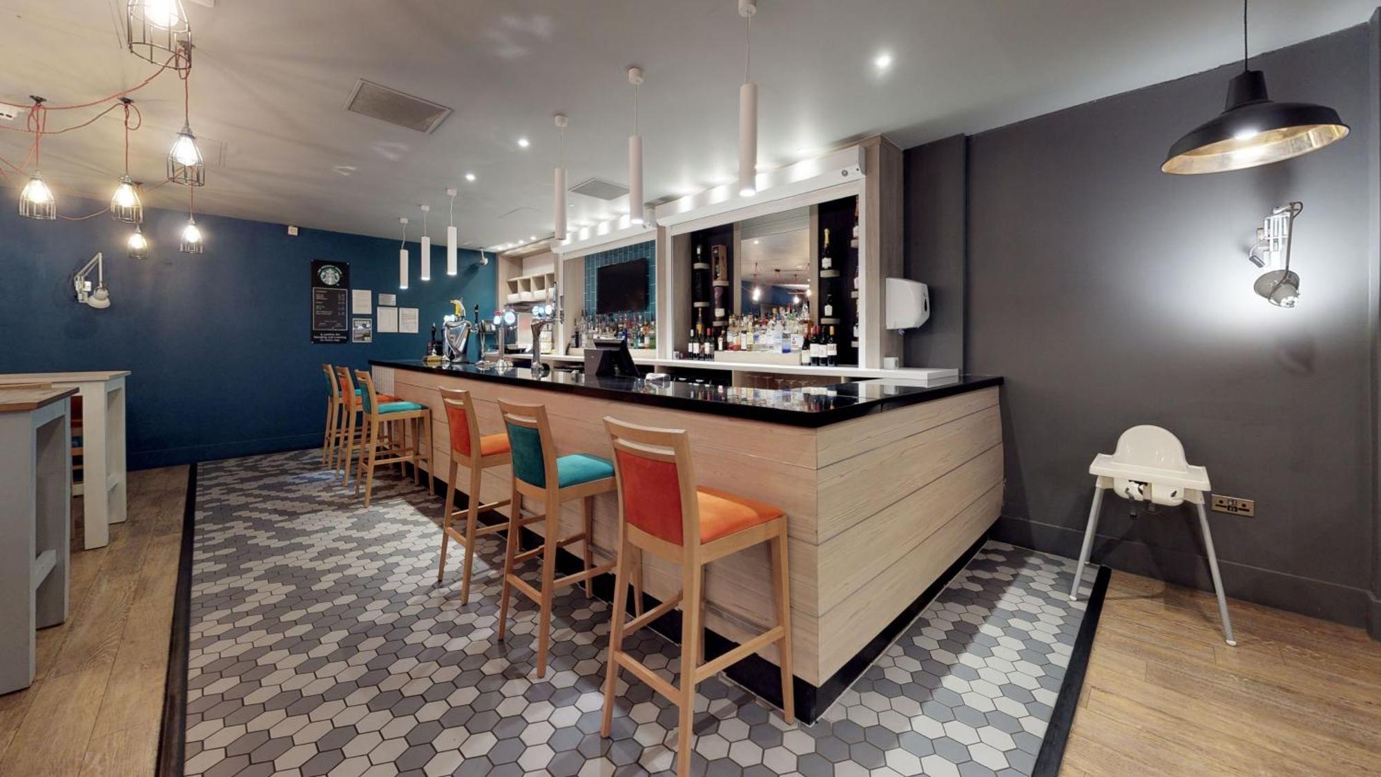 Holiday Inn Runcorn M56 Junction 12 By Ihg Eksteriør bilde