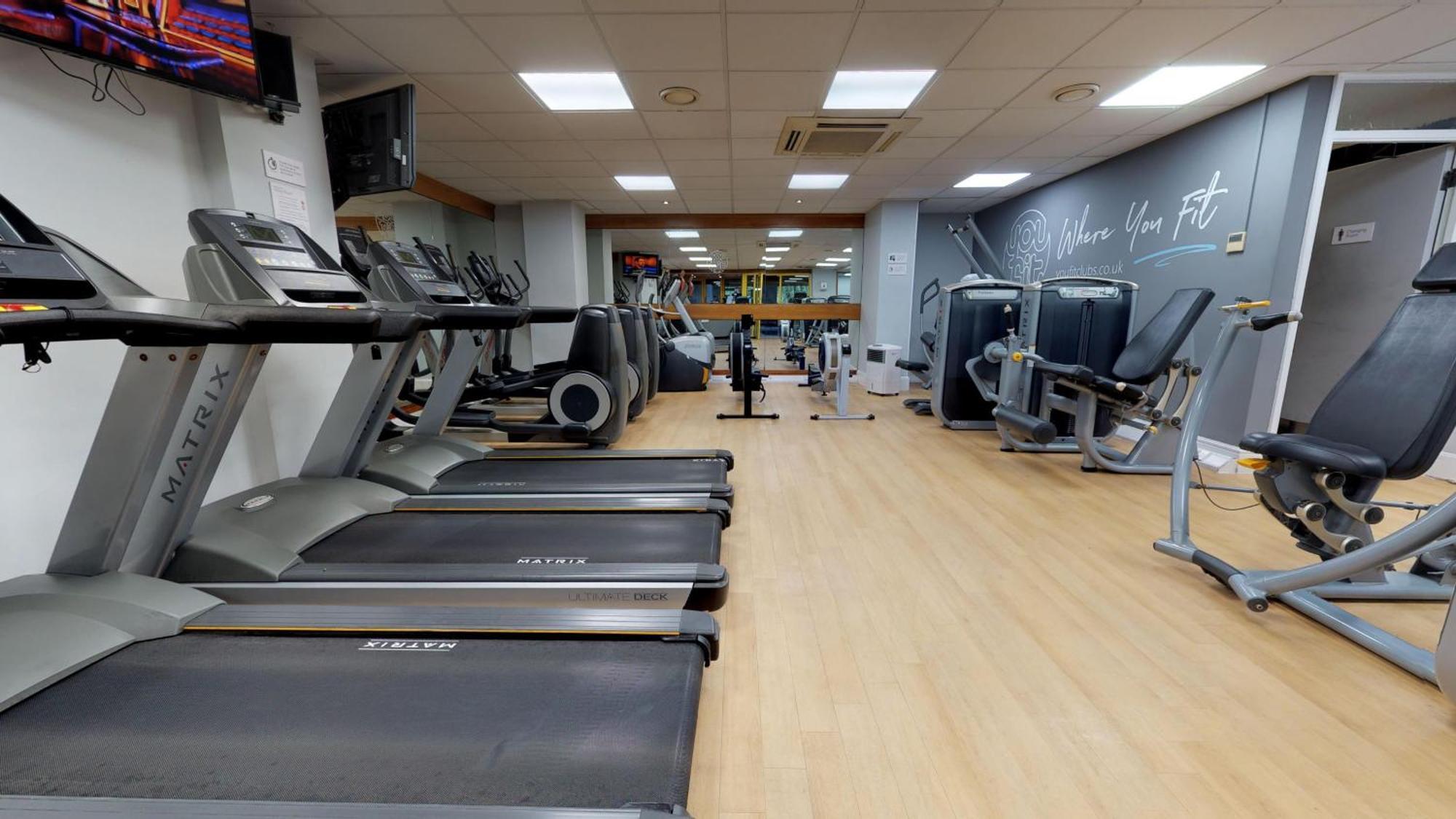 Holiday Inn Runcorn M56 Junction 12 By Ihg Eksteriør bilde