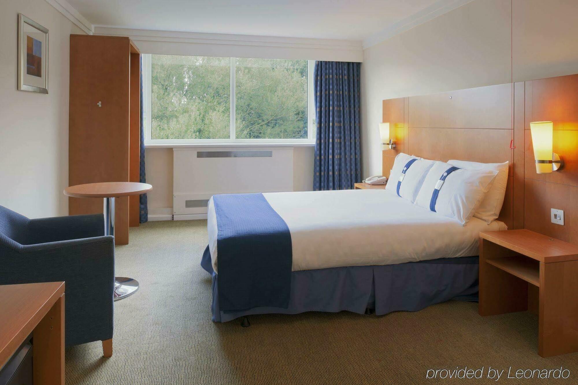 Holiday Inn Runcorn M56 Junction 12 By Ihg Eksteriør bilde